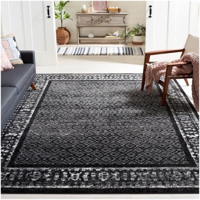 Tapete Adira Enmarcado Tribal en Negro