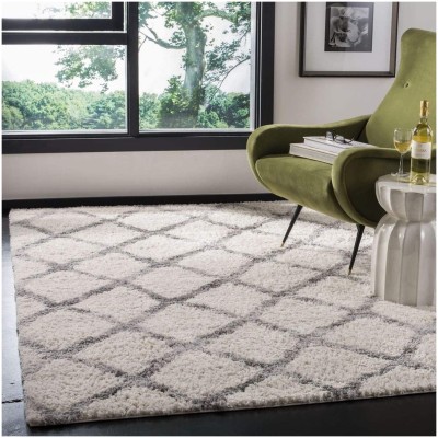 Tapete Bavaria Enrejado en Crema con Gris