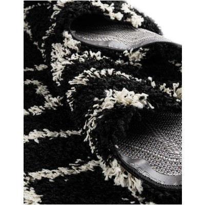 Tapete Shaggy Rombos Enrejados en Negro y Blanco