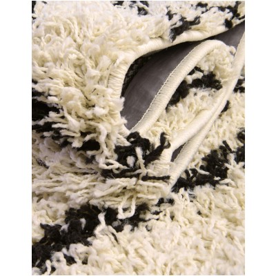 Tapete Shaggy Rombos Enrejados en Blanco y Negro